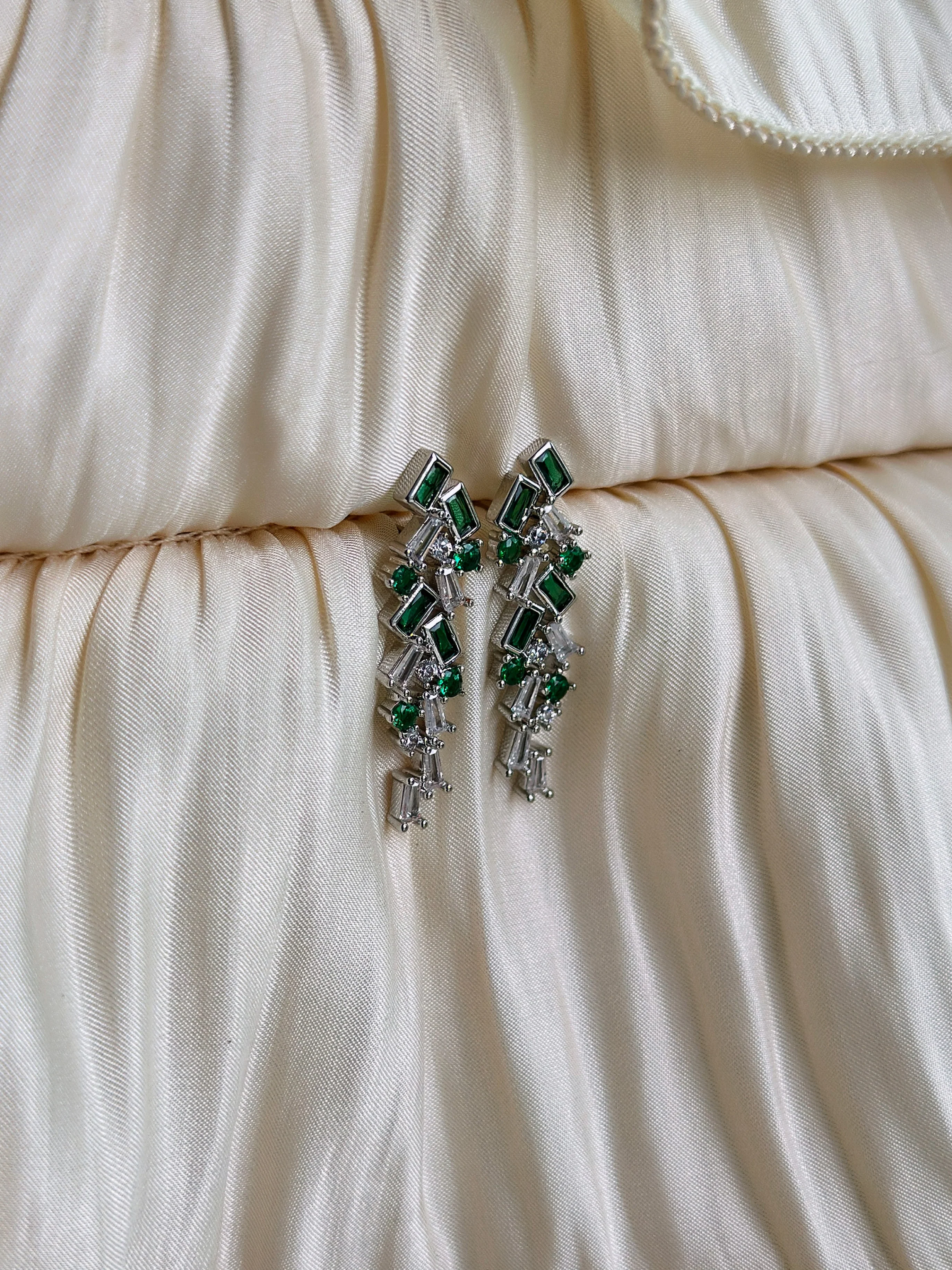 Elphaba - Earrings (Emerald/Silver) - Image 2