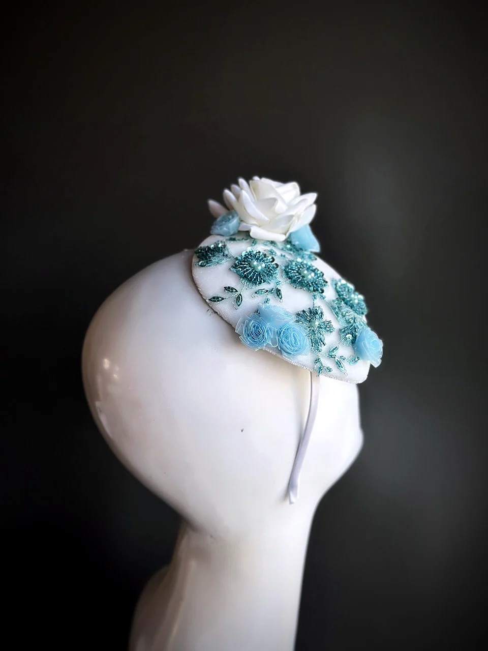 Frost Bloom Fascinator - Image 3