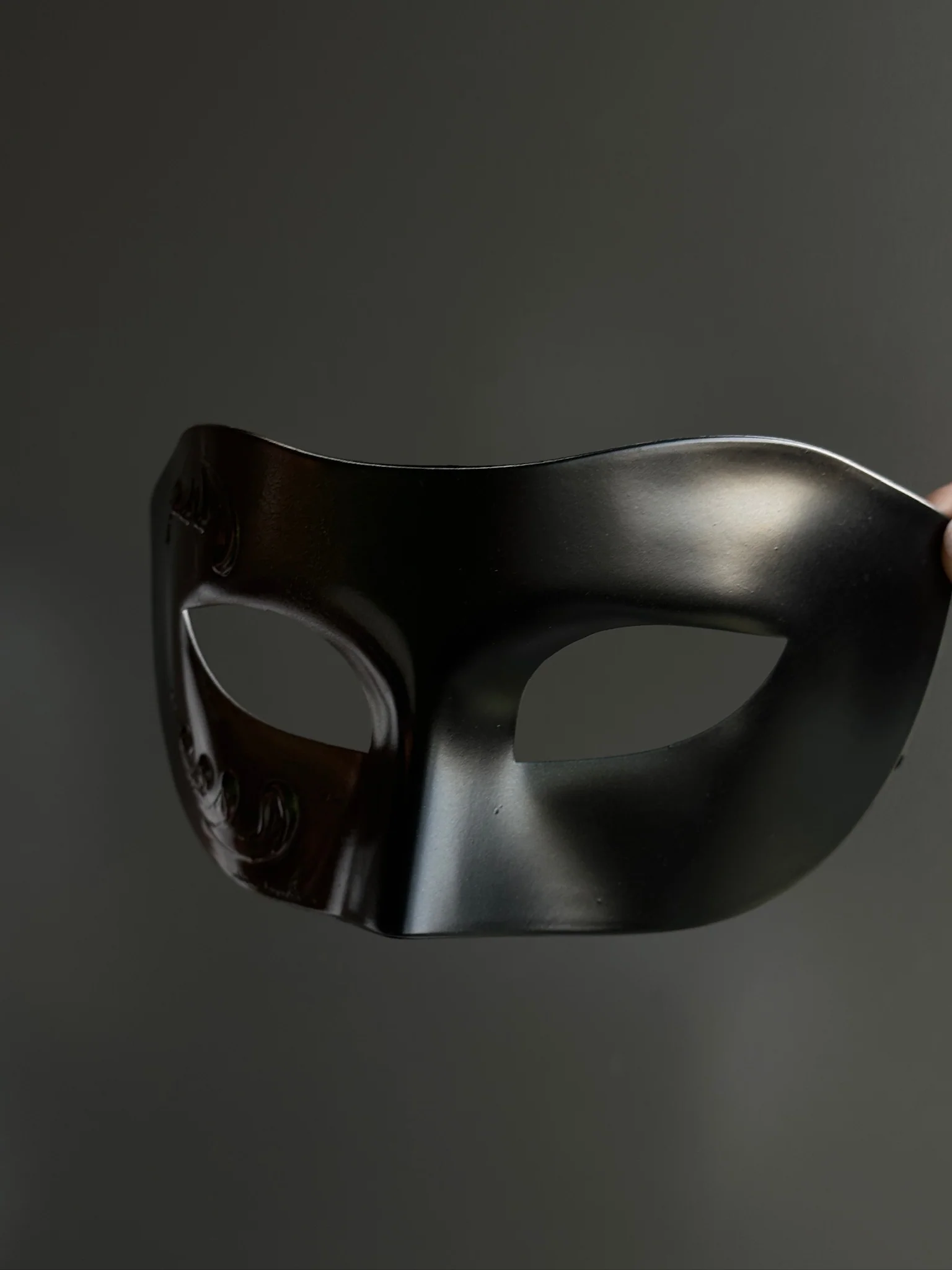 Green Black Venetian Mask - Image 3