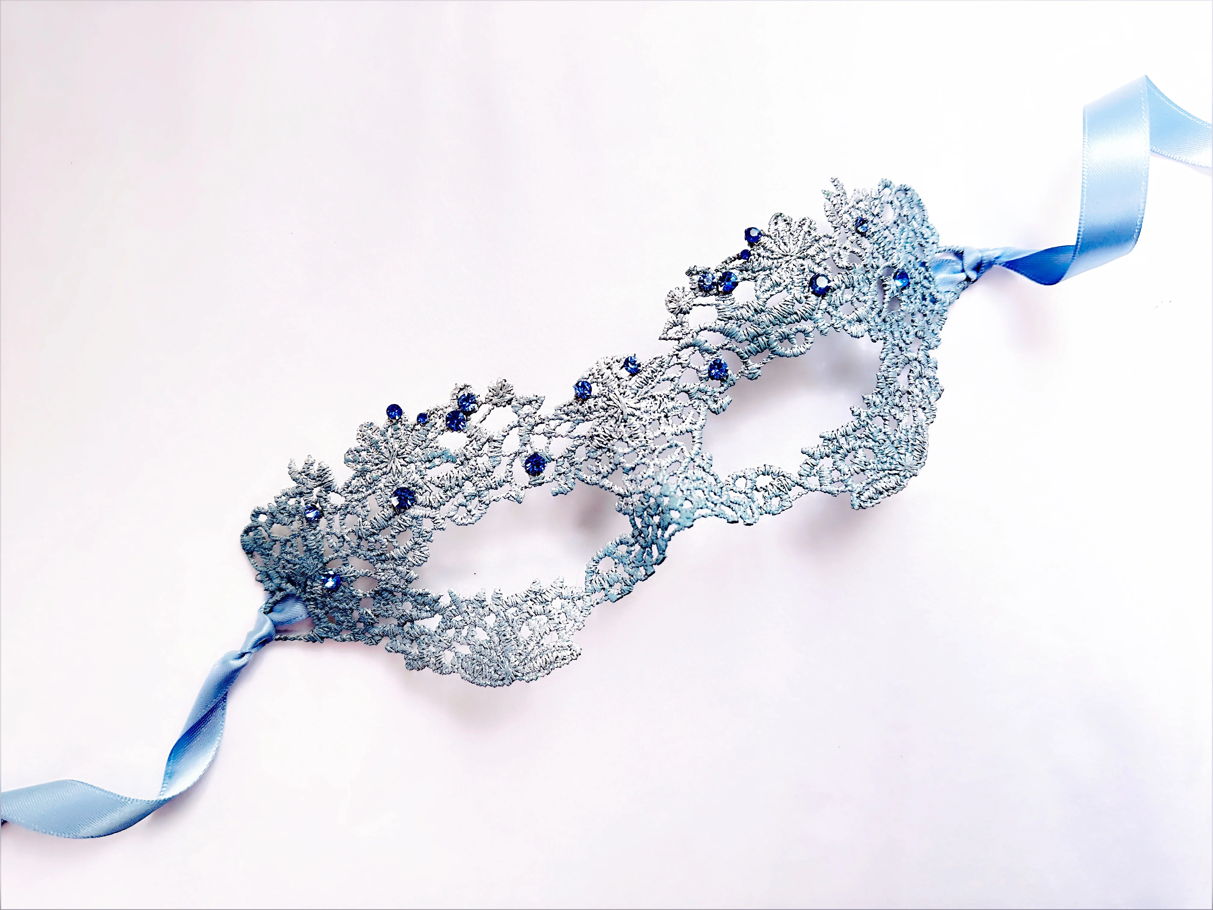 Princess Lace Mask - Light Blue
