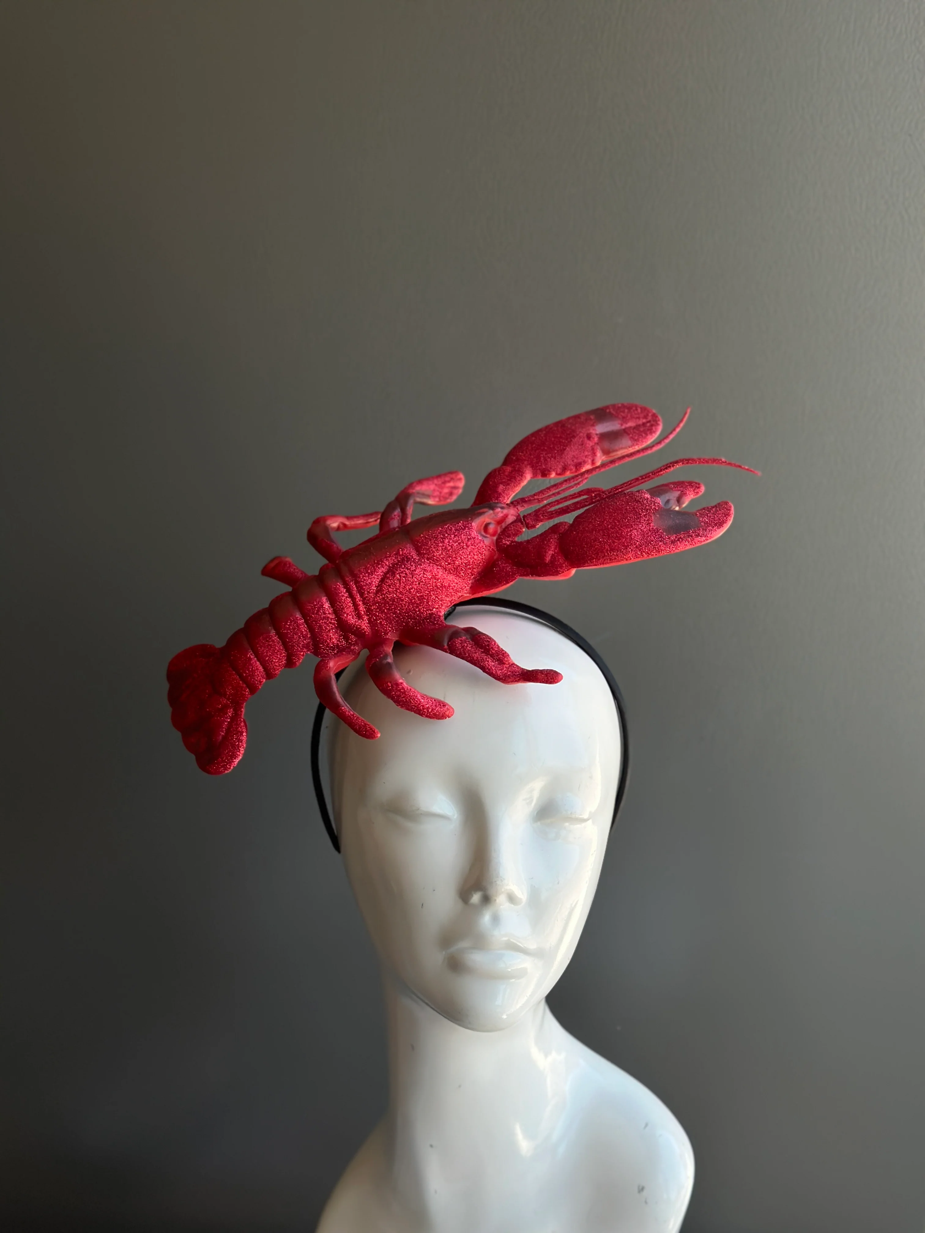 Red Lobster Fascinator - Image 2