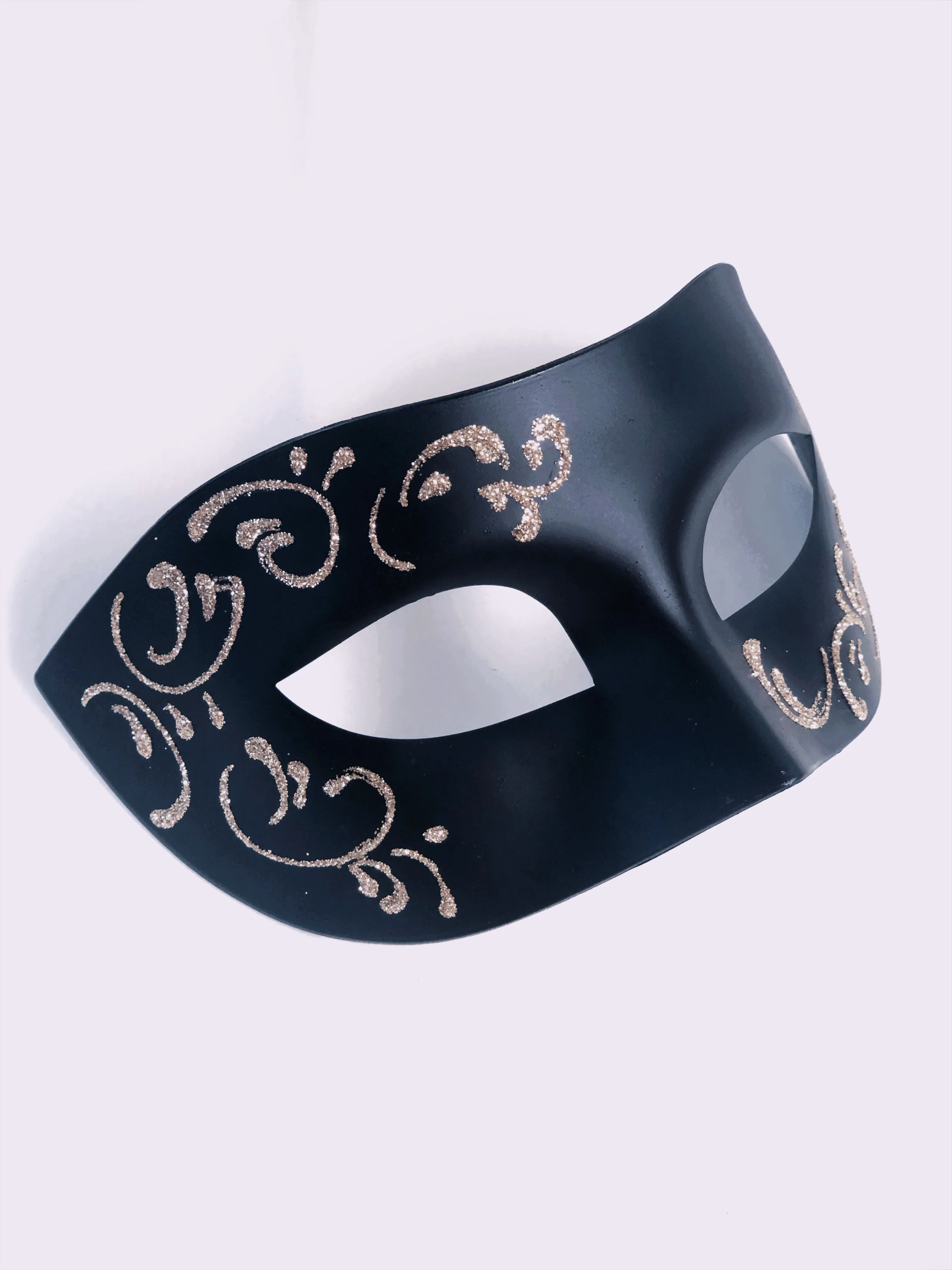 Venetian Filigree  Mask - Black/Gold - Image 2