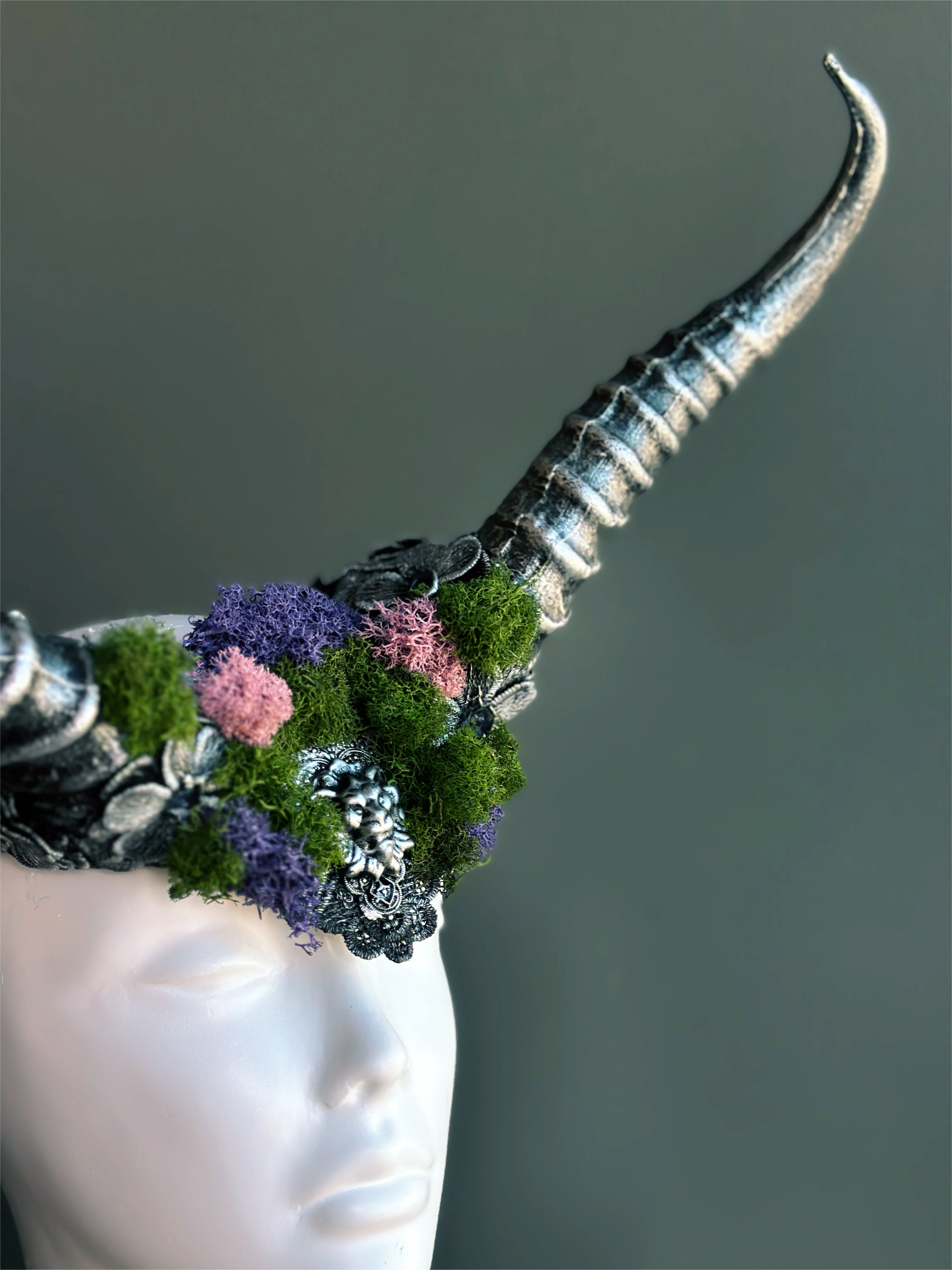 Long Horn Headdress - Colorful Moss - Image 2