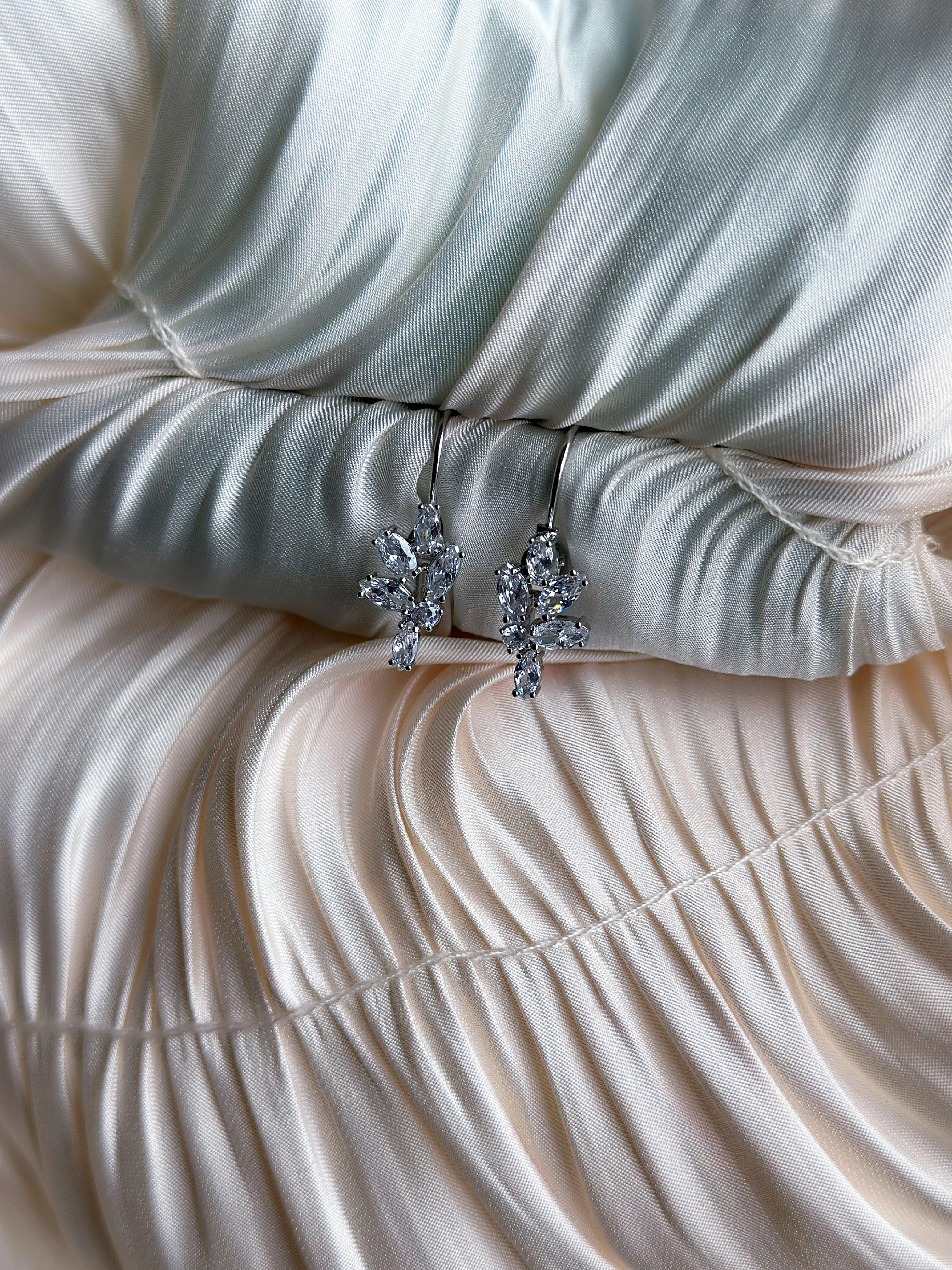 Twilight - Earrings (Silver) - Image 3